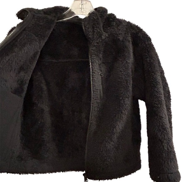 Uniqlo Kids Sherpa Fleece Hooded Jacket Black Size 7-8 Winter Warm Zip - Picture 2 of 9